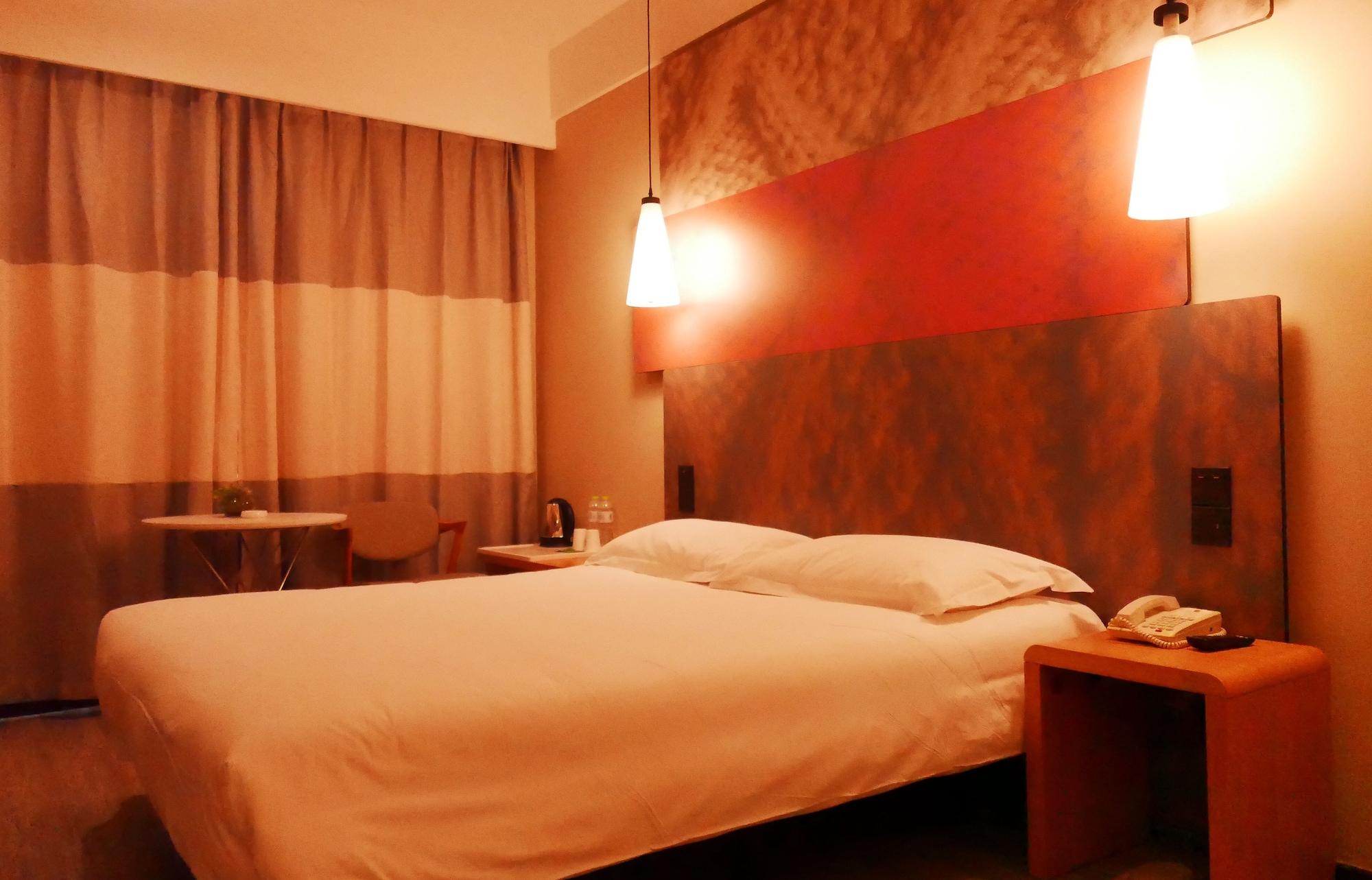 Ibis Qingdao Ningxia Road Otel Dış mekan fotoğraf